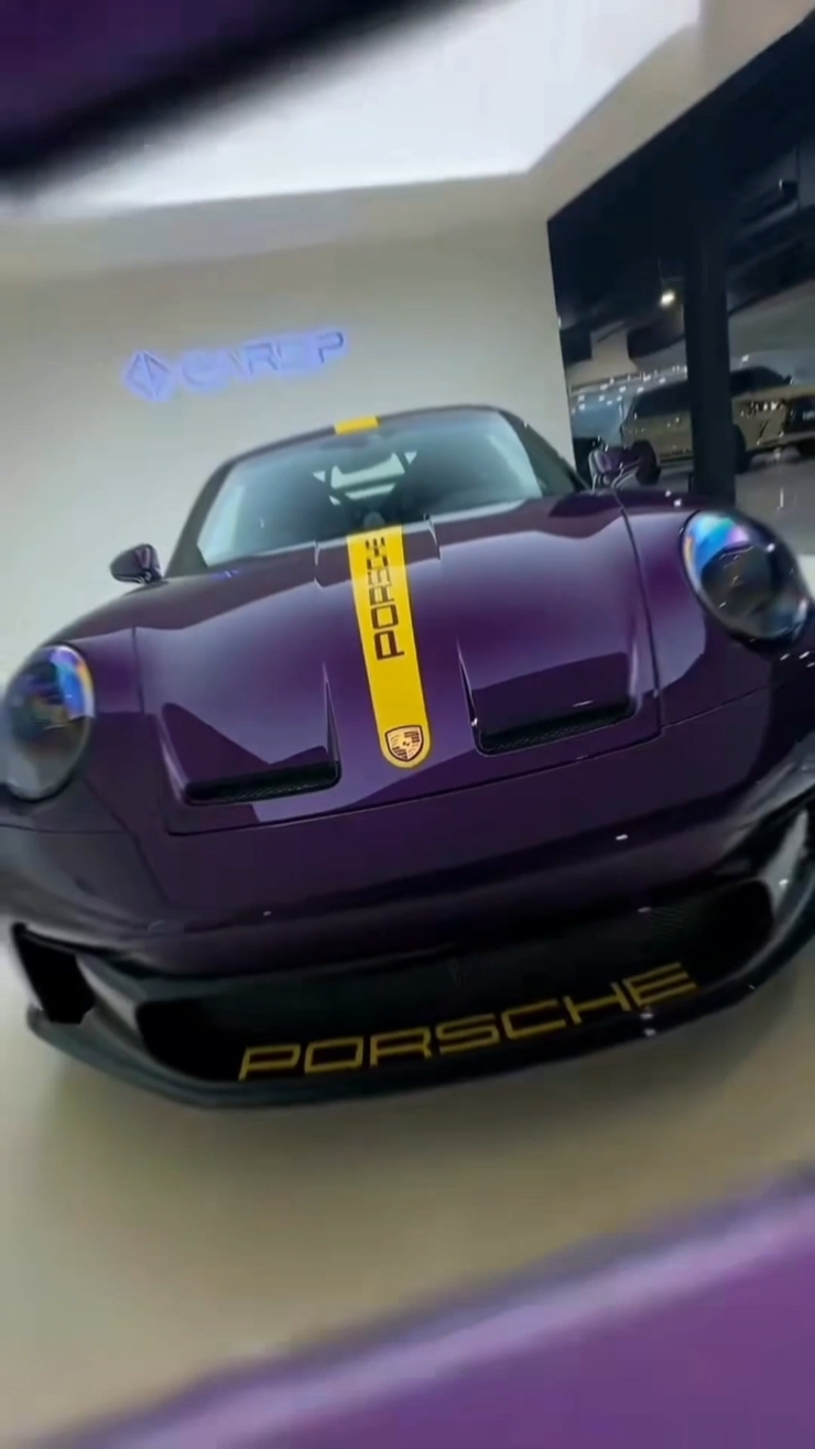 PORCHE EDIT FREE