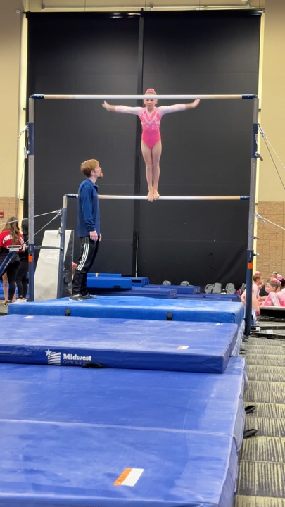 Gymnastic bar
