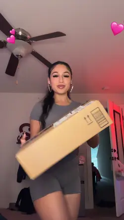 unbox w me