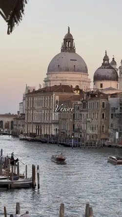 Aesthetic travel