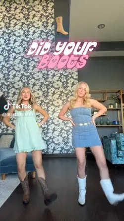 👢💕