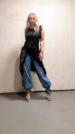 Style 1 clip