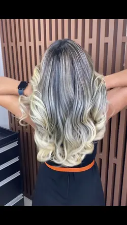 Megahair + loiro