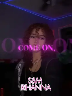 S&M - Rihanna