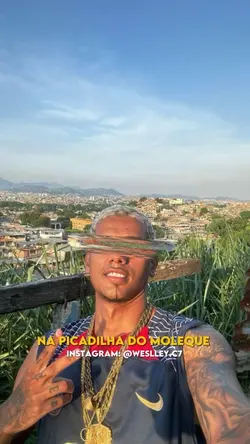 Eu vou trajado 