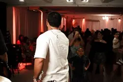 GIF COM ÁUDIO CLICK