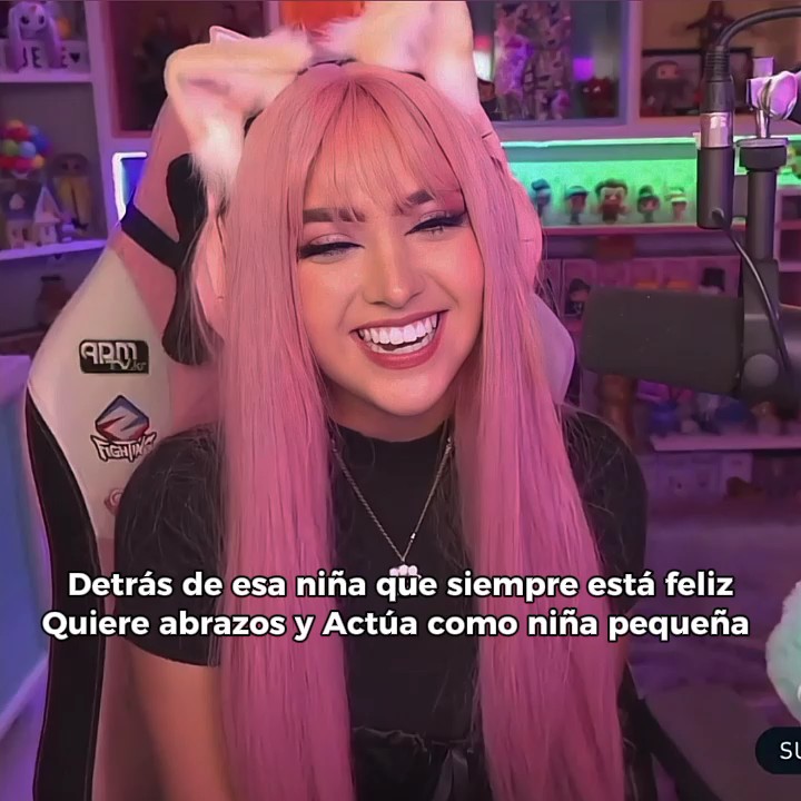 detrás de esa niña 