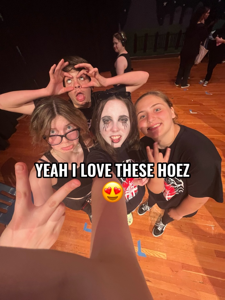 AMO ESTOS HOEZ