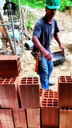 construção/ reflexão