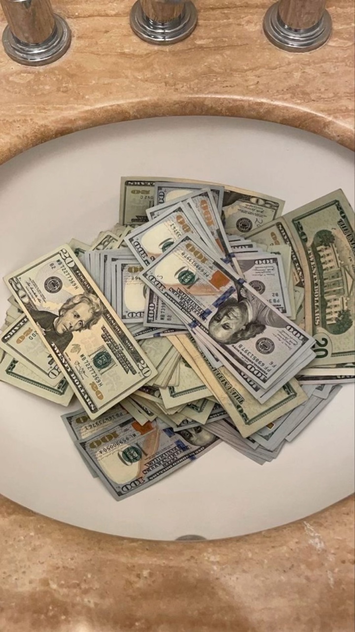DINERO 4L 😍💰.
