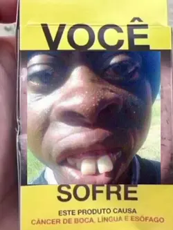 Carteira de cigarro😂