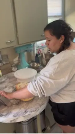 Cake decorating 