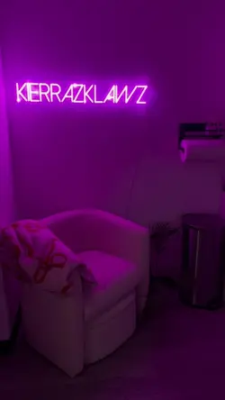 Nail room tour
