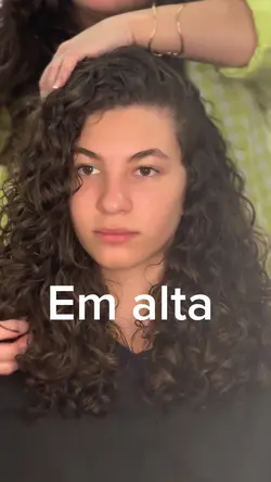 Corte para cacheadas