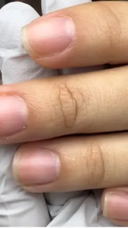 Yami nails ๐