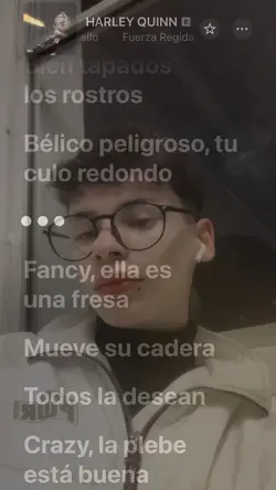 Ellas es una fresaa🍓
