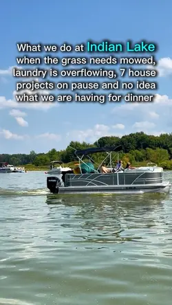 Boat lake life