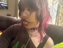 PINK HAIR AGHHH