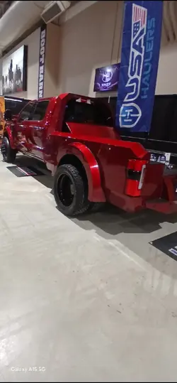 dually Ford truck 