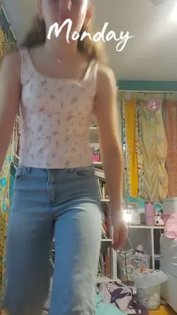 I wear this on..